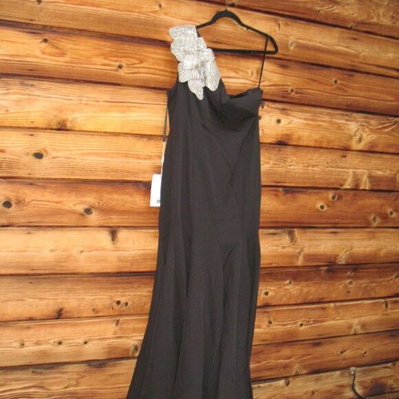 Mac Duggal 11810 Womens Black Crepe One Shoulder Gown With Flower 4 - Picture 7 of 15